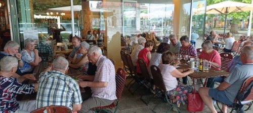 Gruppenbild Mittag Custom